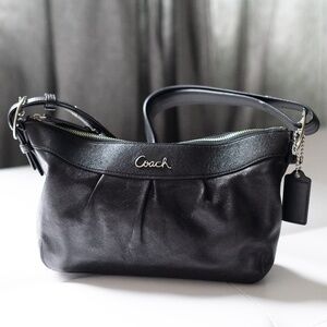 Coach Bag East West Duffel Leather in Black